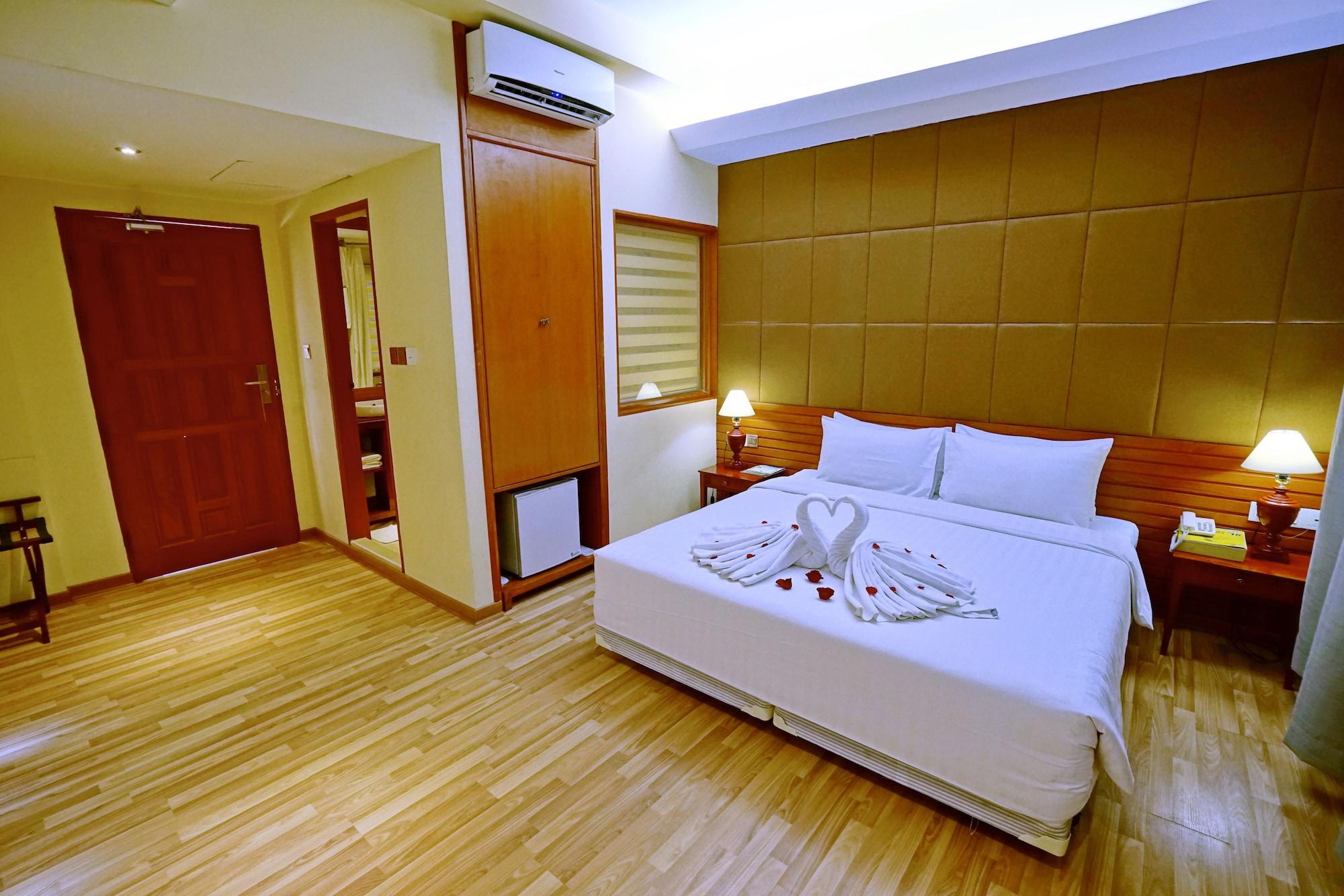 Oway Grand Hotel Mandalay Exteriér fotografie