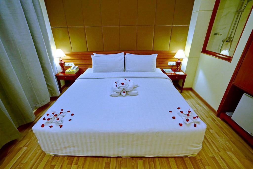 Oway Grand Hotel Mandalay Exteriér fotografie